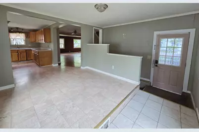 400 2nd Avenue SE, Wells, MN 56097 - Photo 11