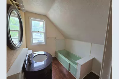 400 2nd Avenue SE, Wells, MN 56097 - Photo 13