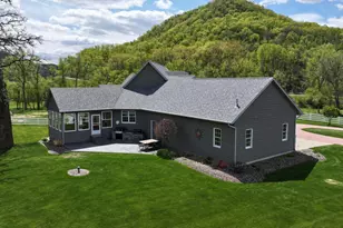 24020 Cty Rd 17, Winona, MN 55987 - Photo 21