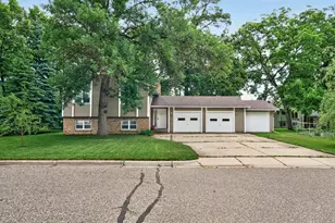 1310 Woods Cir, Buffalo, MN 55313 - Photo 1