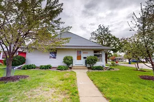 1002 13th Ave NW, Rochester, MN 55901 - Photo 49