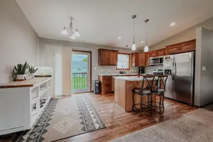 904 6th Ave NE, Kasson, MN 55944 - Photo 5