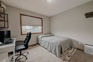 904 6th Ave NE, Kasson, MN 55944 - Photo 9