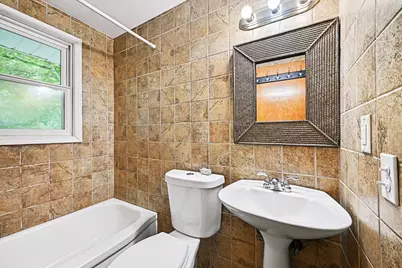 1680 Burns Avenue, Saint Paul, MN 55106 - Photo 9