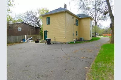 807 Park Street, Anoka, MN 55303 - Photo 3