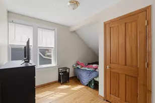 1105 Rose Ave E, Saint Paul, MN 55106 - Photo 7