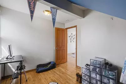 1105 Rose Avenue E, Saint Paul, MN 55106 - Photo 9