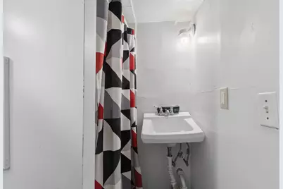 1105 Rose Avenue E, Saint Paul, MN 55106 - Photo 27