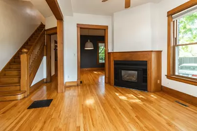 119 Isabel Street E, Saint Paul, MN 55107 - Photo 15