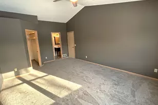 18502 Apple Tree Ct, Minnetonka, MN 55345 - Photo 19