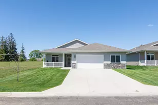 1552 Eagle Ridge St NE, Owatonna, MN 55060 - Photo 1