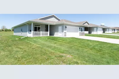 1552 Eagle Ridge Street NE, Owatonna, MN 55060 - Photo 5