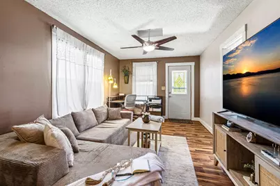 906 Cameron Street, Eau Claire, WI 54703 - Photo 7