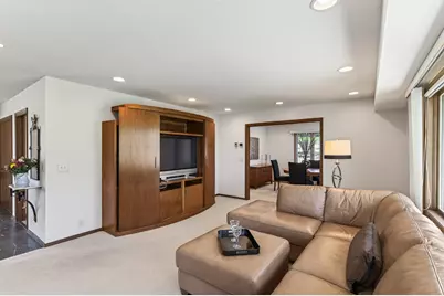 8018 Westwood Hills Drive, Saint Louis Park, MN 55426 - Photo 5
