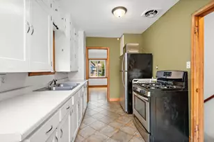 1178 Idaho Ave W, Saint Paul, MN 55108 - Photo 9