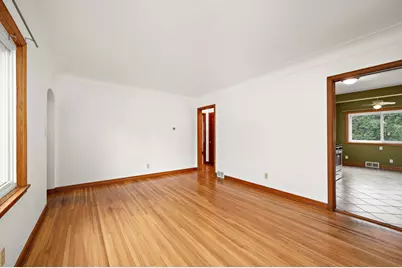 1178 Idaho Avenue W, Saint Paul, MN 55108 - Photo 5
