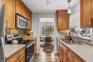 7614 York Ave S, Edina, MN 55435 - Photo 9
