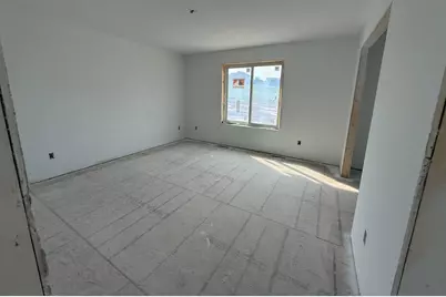 3463 Stonehedge Dr NE, Rochester, MN 55906 - Photo 9