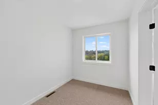 3463 Stonehedge Dr NE, Rochester, MN 55906 - Photo 25