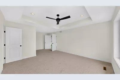 3463 Stonehedge Dr NE, Rochester, MN 55906 - Photo 27