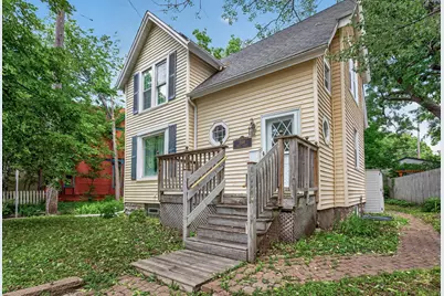 394 Dewey Street, Saint Paul, MN 55104 - Photo 1