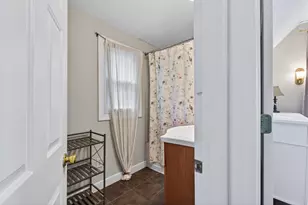 394 Dewey St, Saint Paul, MN 55104 - Photo 27