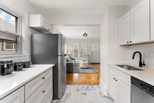 1810 Ross Ave E, Saint Paul, MN 55119 - Photo 3