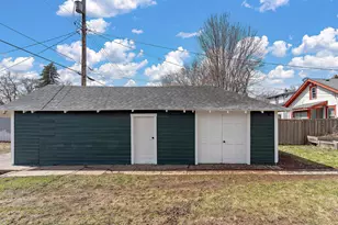 1810 Ross Ave E, Saint Paul, MN 55119 - Photo 33