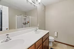 15648 Emerald Dr N, Hugo, MN 55038 - Photo 21