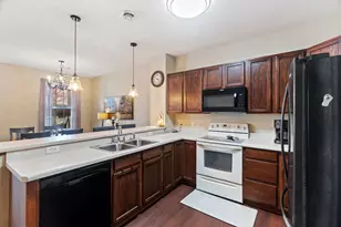 15648 Emerald Dr N, Hugo, MN 55038 - Photo 9