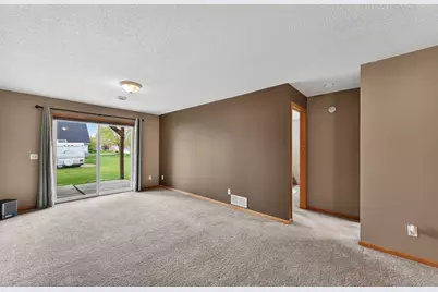 718 10th Street SW, Pine Island, MN 55963 - Photo 15
