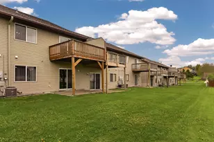 718 10th St SW, Pine Island, MN 55963 - Photo 21
