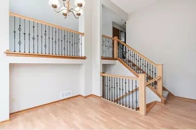 10135 47th Avenue N, Plymouth, MN 55442 - Photo 7