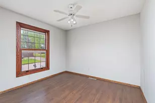 10135 47th Ave N, Plymouth, MN 55442 - Photo 15