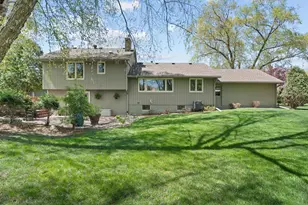 10725 Woodwatch Cir, Eden Prairie, MN 55347 - Photo 53