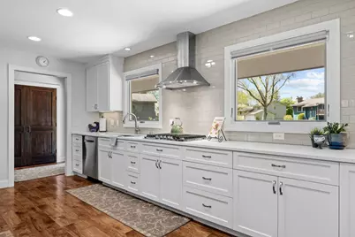 10725 Woodwatch Circle, Eden Prairie, MN 55347 - Photo 15