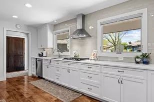 10725 Woodwatch Cir, Eden Prairie, MN 55347 - Photo 15