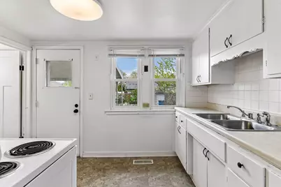4146 Upton Avenue N, Minneapolis, MN 55412 - Photo 11
