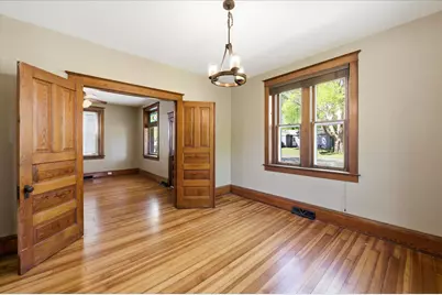 131 Main Street N, Shakopee, MN 55379 - Photo 9