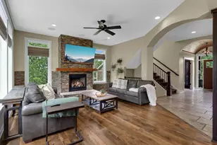 15270 Branch Cir, Lakeville, MN 55306 - Photo 17