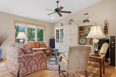 4166 Thornhill Lane, Vadnais Heights, MN 55127 - Photo 13