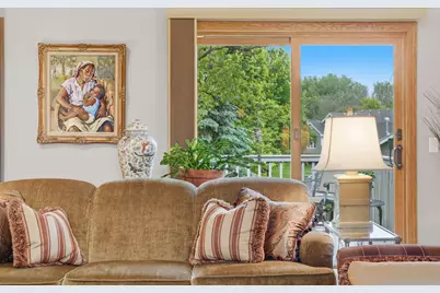 4166 Thornhill Lane, Vadnais Heights, MN 55127 - Photo 3