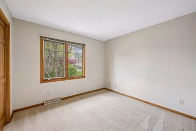 3385 Rosewood Lane N, Plymouth, MN 55441 - Photo 21