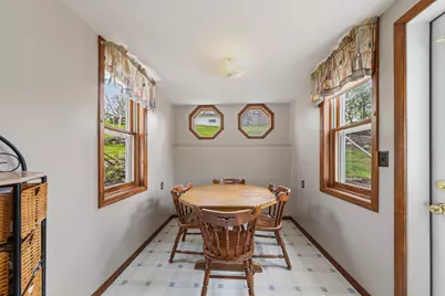 321 S 3rd Street, Le Sueur, MN 56058 - Photo 11