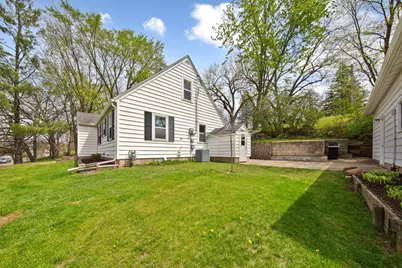 321 S 3rd Street, Le Sueur, MN 56058 - Photo 25
