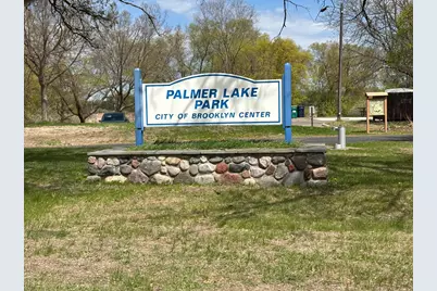 6843 York N, Brooklyn Center, MN 55429 - Photo 5