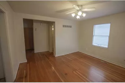 306 10th Avenue NE, Rochester, MN 55906 - Photo 3