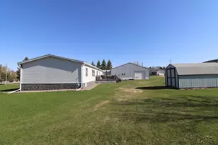 707 Smt Ave W, Clarissa, MN 56440 - Photo 9