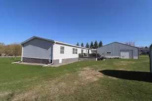 707 Smt Ave W, Clarissa, MN 56440 - Photo 5