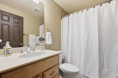 4875 43rd Street S, Fargo, ND 58104 - Photo 33